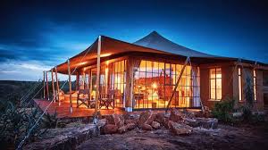Camping Vs Lodge safaris: which Is Best For Your Kenya Adventure?