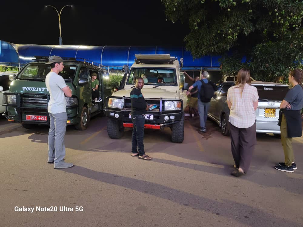Uganda/Kenya VIP travel services: professional chauffeur services