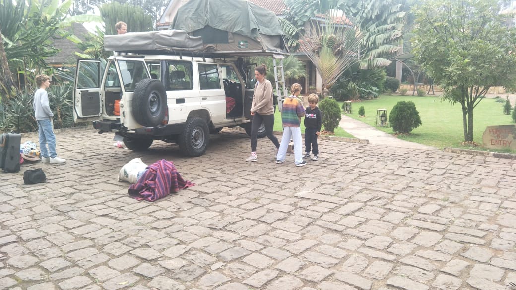 How to Set Up a Rooftop Tent in Kenya