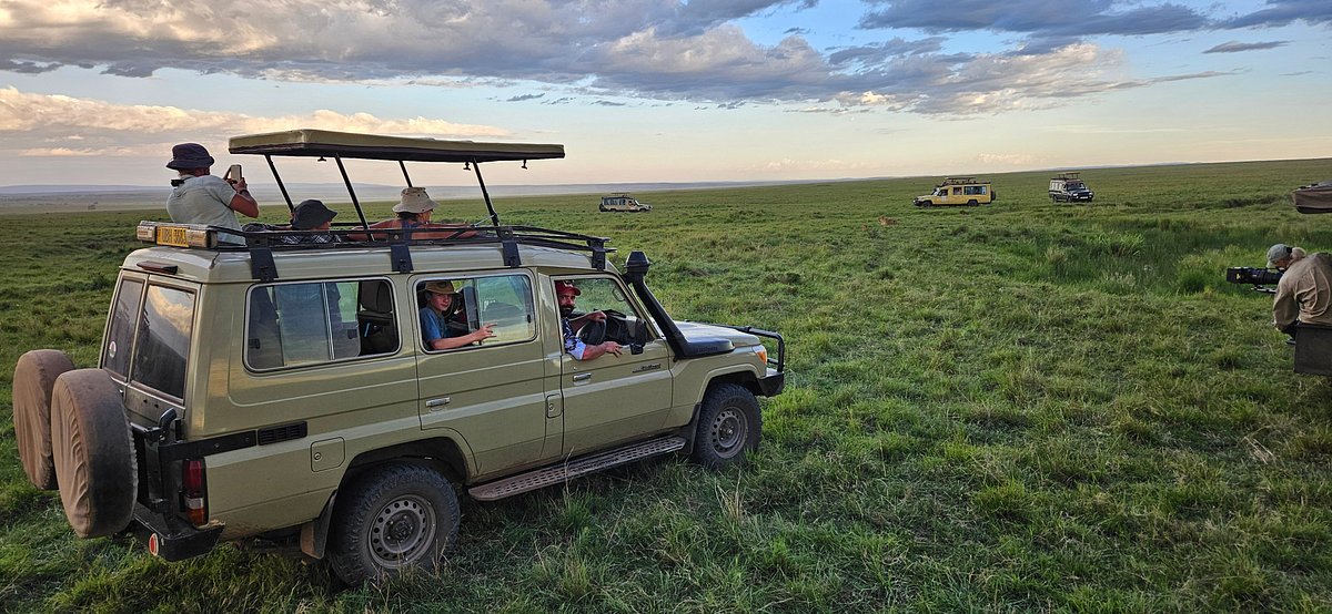 Renting a Car at Nairobi Airport or Online